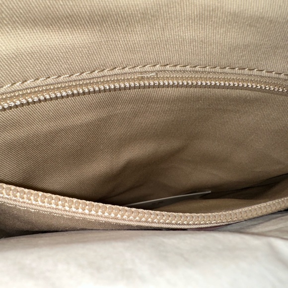 Coach Legacy Leather Perforated Medium Watermelon w/Snow 22390 - Picture 5 of 10